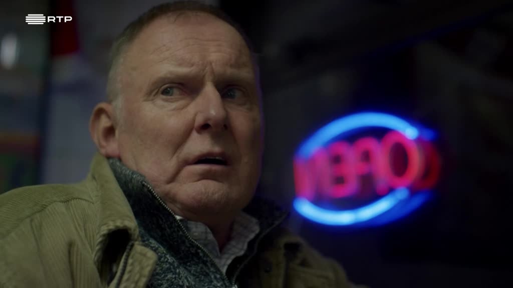 Imagem de Ouvinte Em Linha