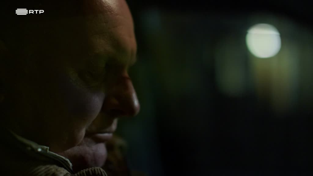 Imagem de Ouvinte Em Linha