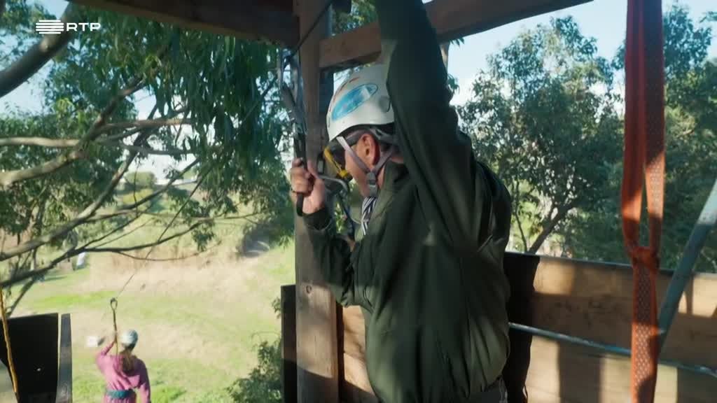 Imagem de Alguém Tem de o Fazer - Monitor de Aventura & Nail Artist