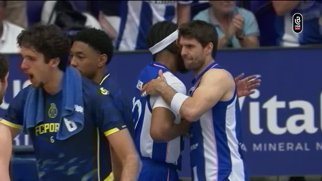 Imagem de Basquetebol: Campeonato Nacional de Basq - FC Porto x SL Benfica (Final Jogo 3)