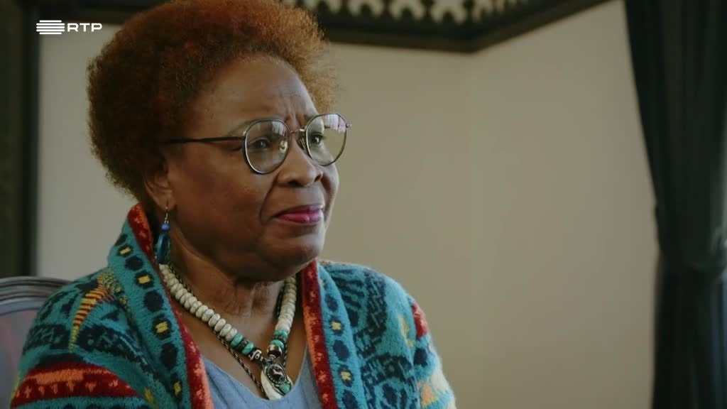 Imagem de Histórias da Linha de Sintra - À Partida, o Rossio (Inocência Mata)