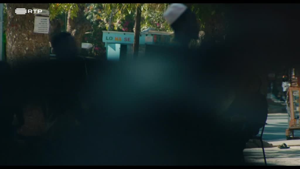 Imagem de Sob Controlo