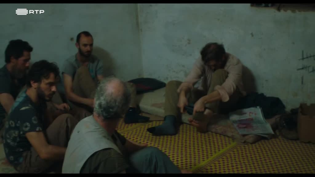 Imagem de Sob Controlo