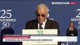 Imagem de Sess�o Solene Assembleia da Rep�blica - 25 de Novembro