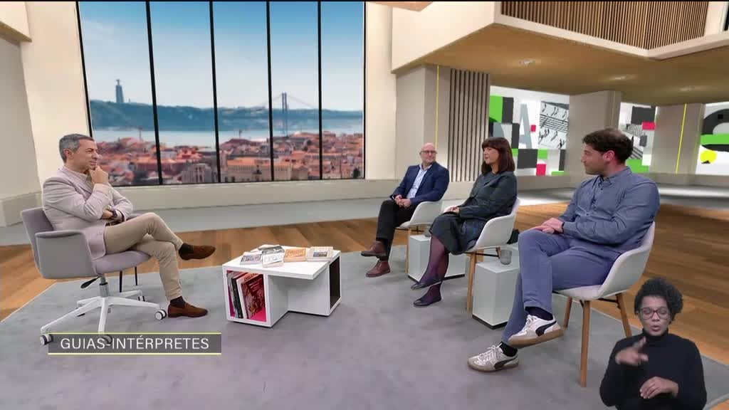 Imagem de Sociedade Civil - Guias-Intérpretes