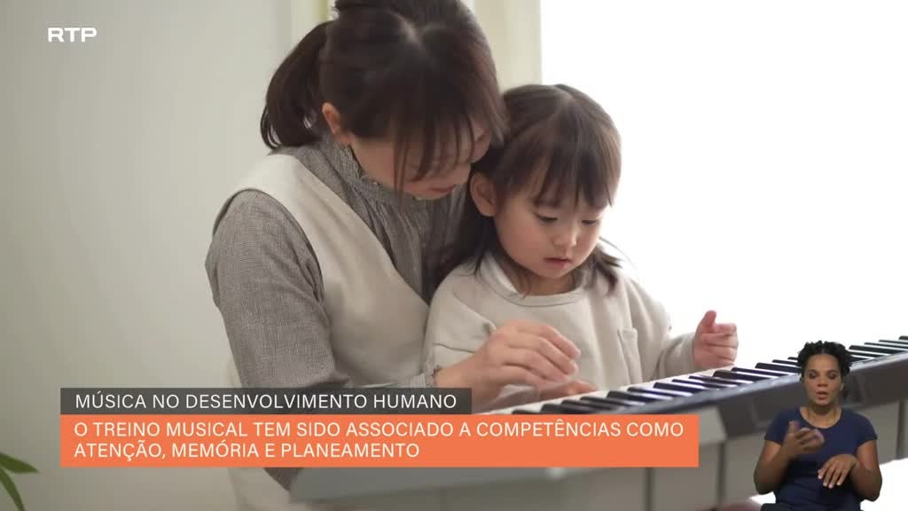 Imagem de Sociedade Civil - Música no Desenvolvimento Humano