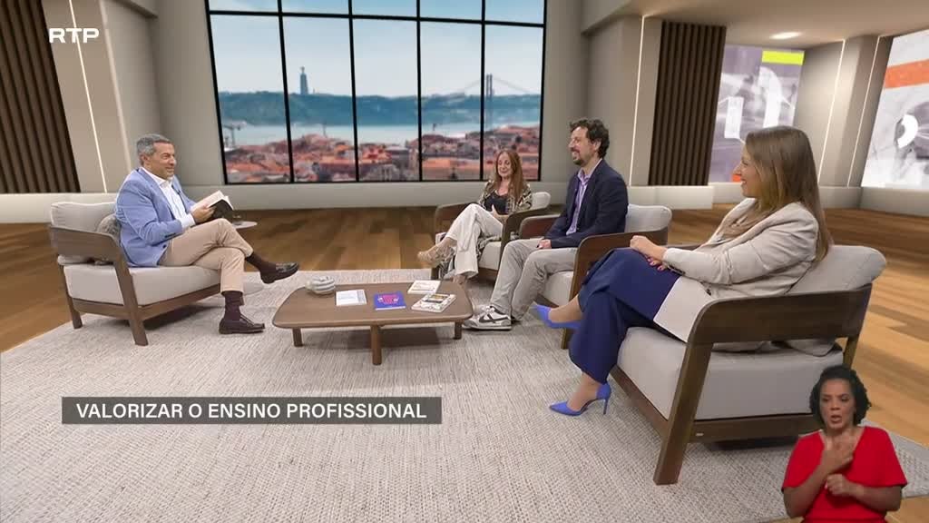 Imagem de Sociedade Civil - Valorizar o Ensino Profissional