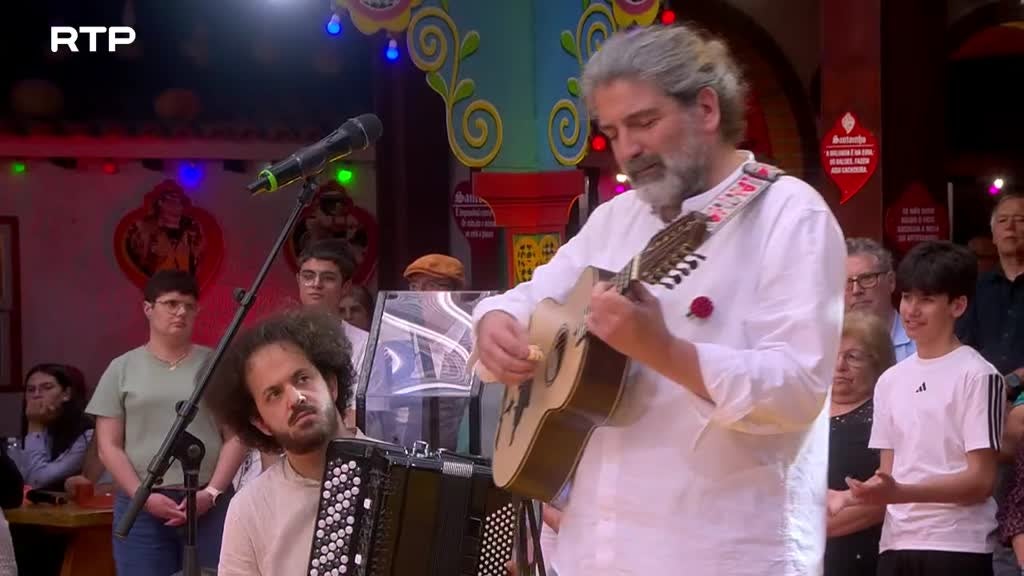 Imagem de Domingo Há Desgarrada