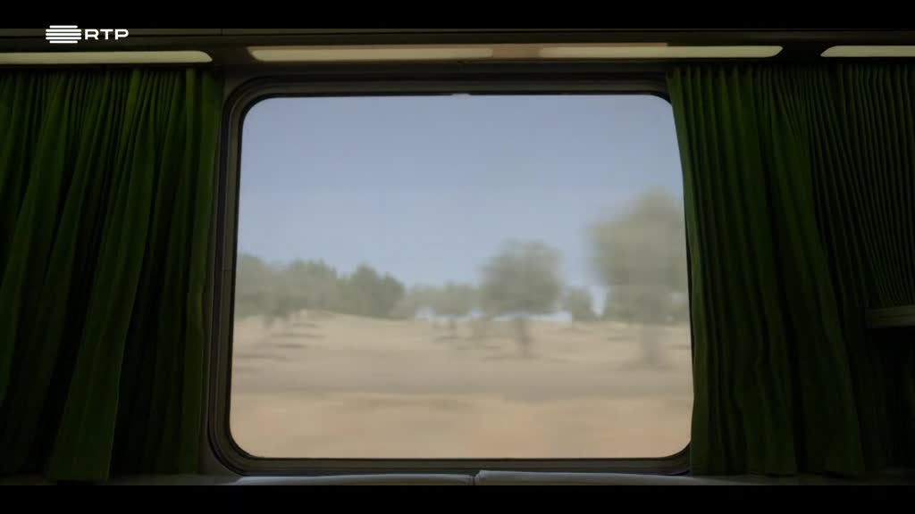 Imagem de Passagem de Nível - As Linhas Solitárias