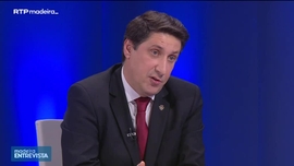 Imagem de Madeira Entrevista