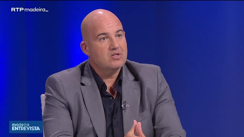 Imagem de Madeira Entrevista
