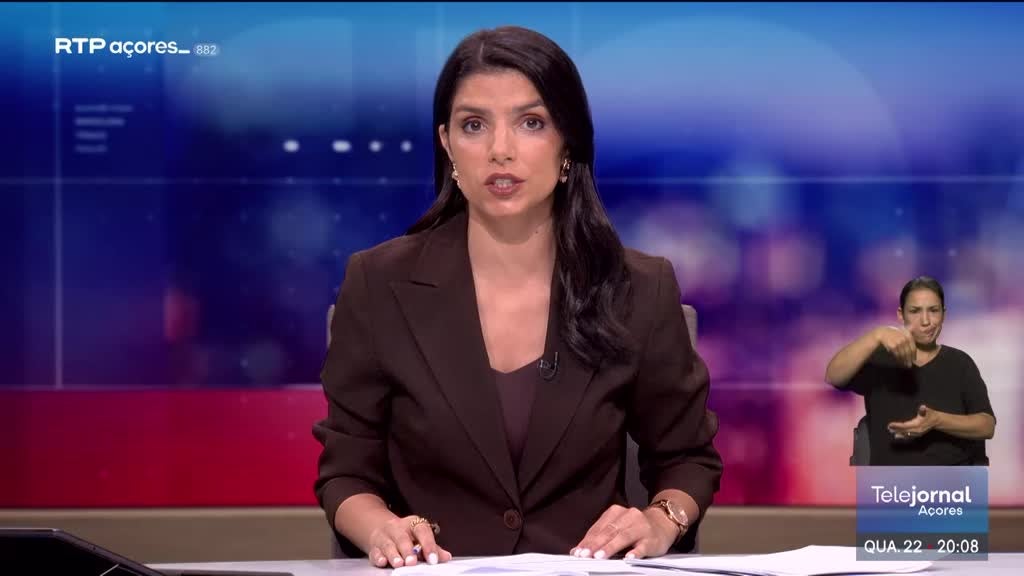 Imagem de Telejornal Açores - Apresentação | Dulce Vieira
