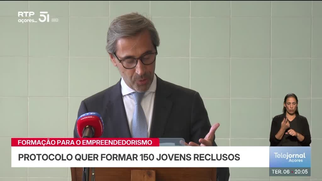 Imagem de Telejornal Açores - Apresentação | Beatriz Terra