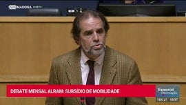 Imagem de Debate Mensal