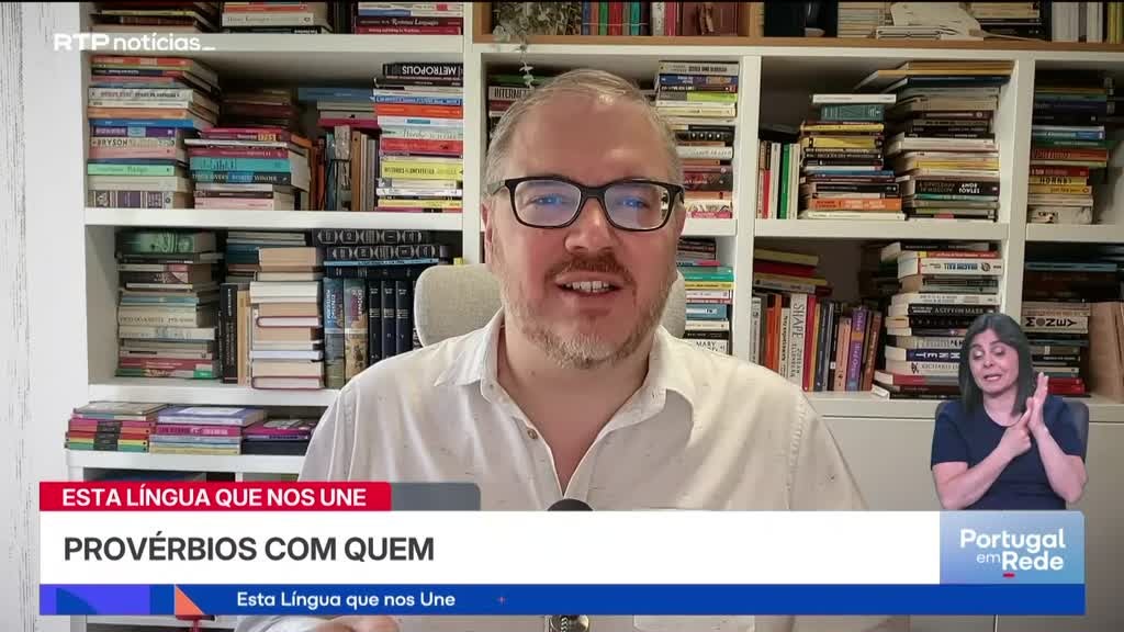 Imagem de Esta Língua Que Nos Une - Provérbios com a palavra Quem