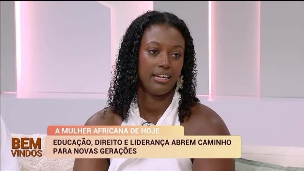 Imagem de Bem-vindos - Maura Francisco, Gisela Van-Dunem, Astou Thiobane, Paula Figueiredo, Cátia Ramos, Ângela Semedo, Verónica Lii e Young Nu