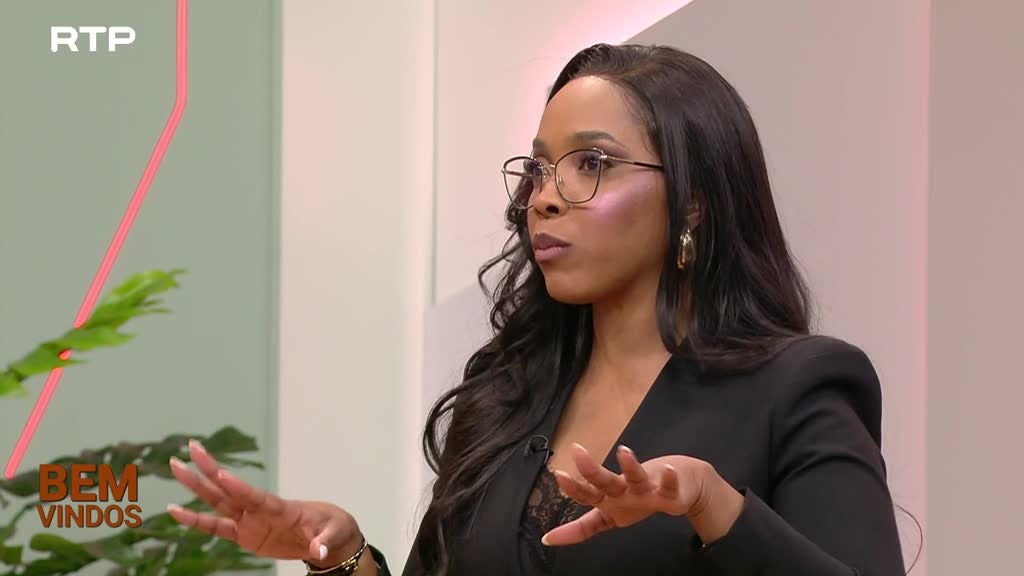 Imagem de Bem-vindos - Eugénio Chova, Mission Oliveira, Evandro Vieira, Ester Pereira, Rachide Incote, Filho do Zua e Gaby Fernandes