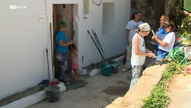 Imagem de M�os � Obra; A Terra Que Voltou a Ser