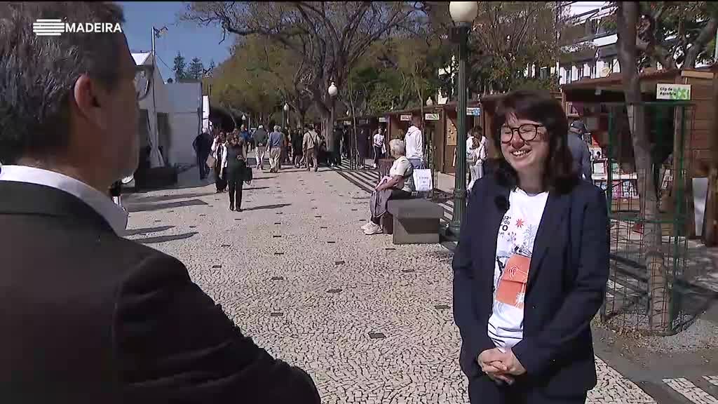 Imagem de Especial Casa das Artes: Feira do Livro