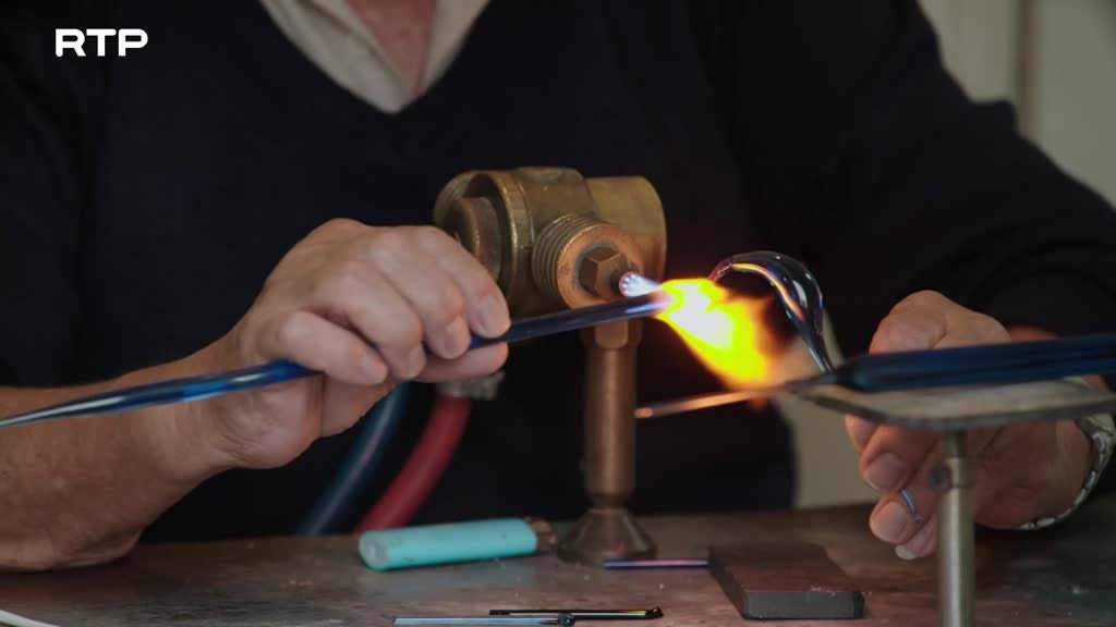 Imagem de Sopro - A Transformação do Vidro - A Pequena Chama