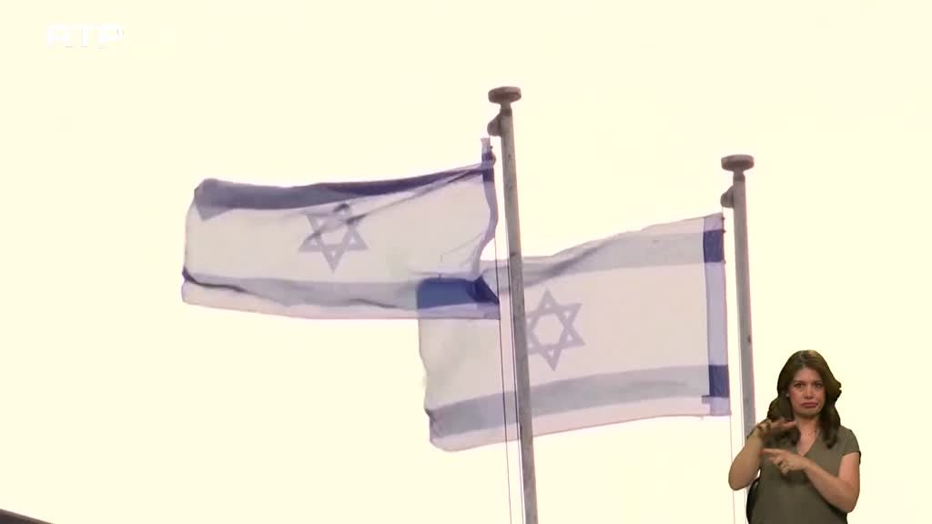 Imagem de Ouvir Quem Vê Num Minuto