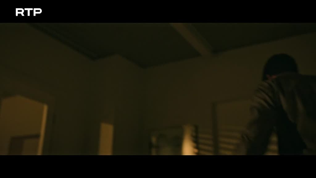 Imagem de Em Fuga - A Tempestade Cai