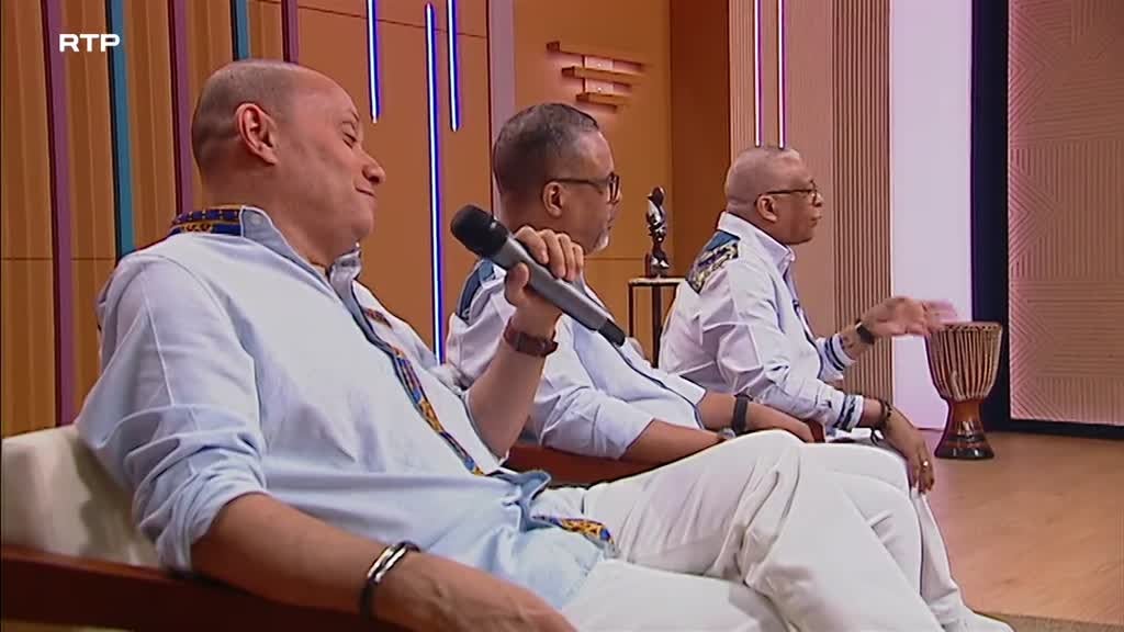 Imagem de À Tarde no Kubico - Tabanka Djaz, Grupo Cultural Netos de Bandim, Iacuba Camará, Mariana, Zeus Atro e Kristoffer Chris