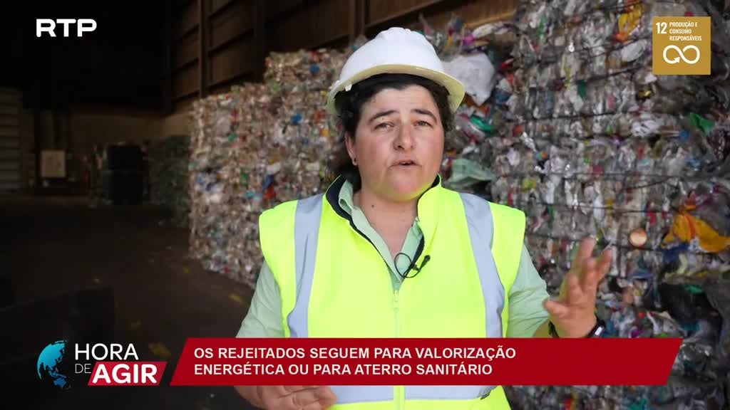 Imagem de Hora de Agir - Plásticos: A Segunda Vida de Uma Garrafa