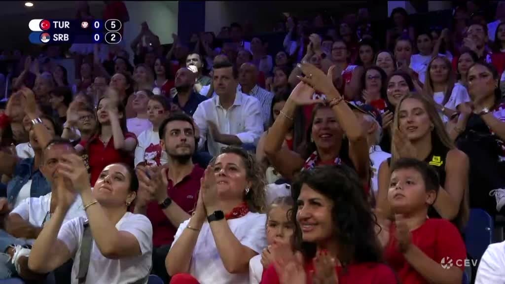 Imagem de Voleibol Feminino: Campeonato da Europa - Turquia x Sérvia