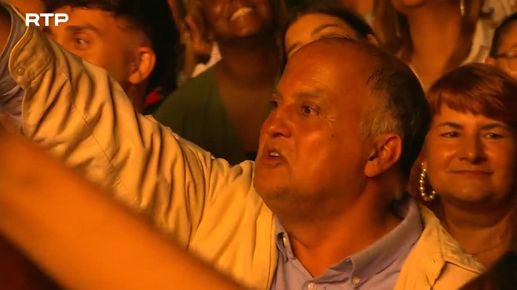 Imagem de Matias Damásio: Encerramento Festas de