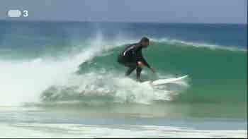 Surfando no Baleal...