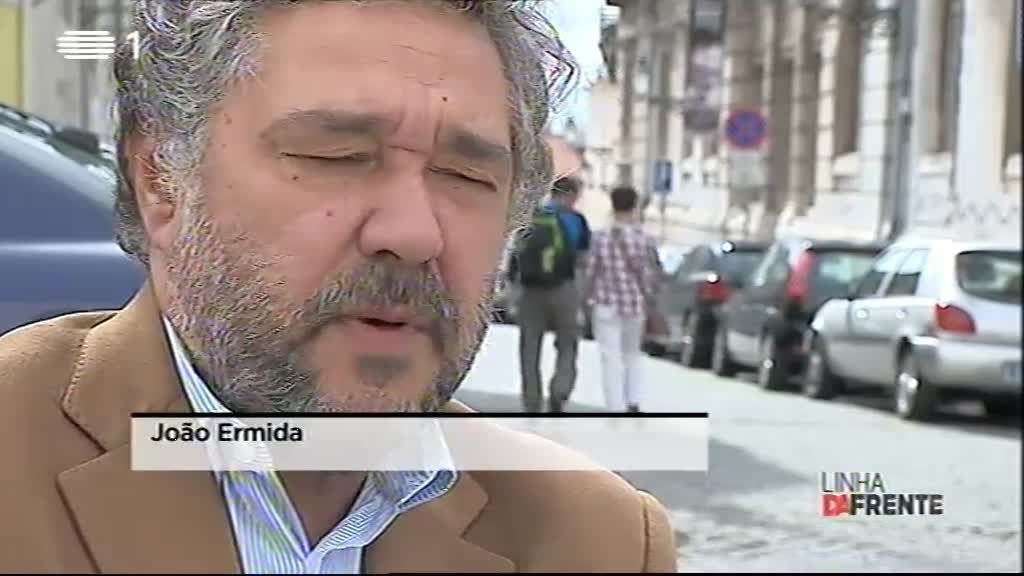 Linha da Frente - Compasso de Espera