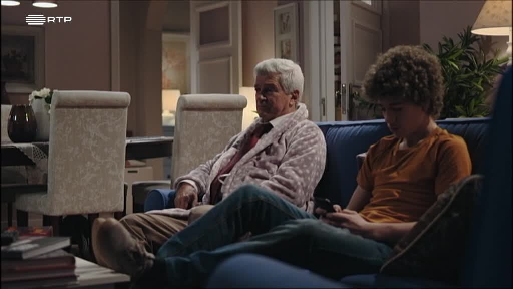 Imagem de Aqui Tão Longe - Vestido Preto