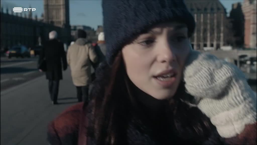 Imagem de Aqui Tão Longe - O Gato de Schrodinger