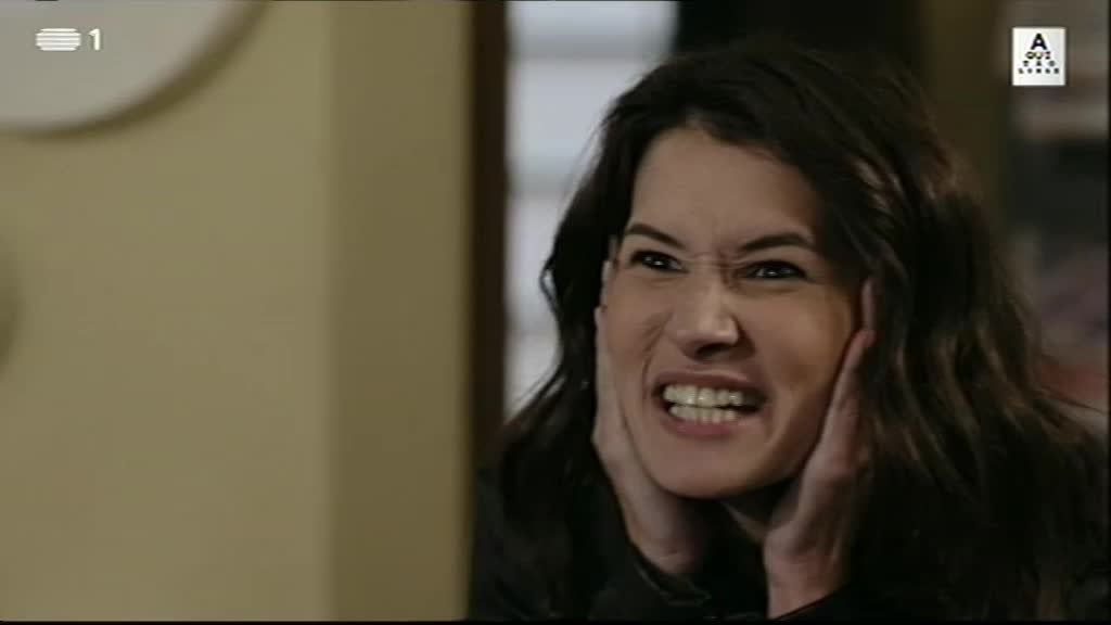 Imagem de Aqui Tão Longe - A Filha Pródiga