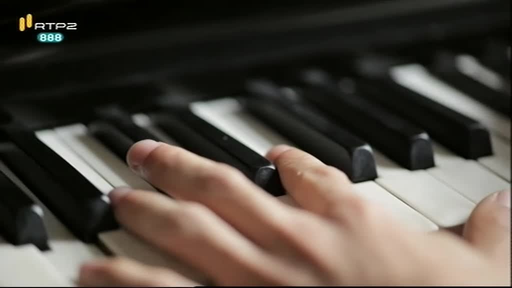 Imagem do Programa / Episiódio - Contentor 13 - Júlio Resende