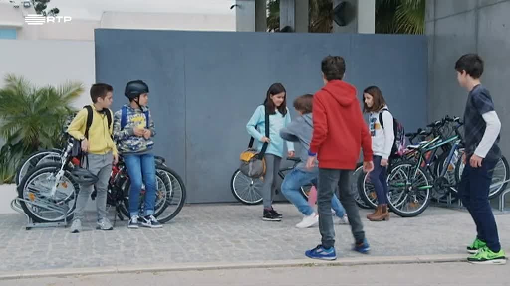 Imagem de Miúdo Graúdo - As Raparigas Serão Sempre o Maior Mistério do Universo