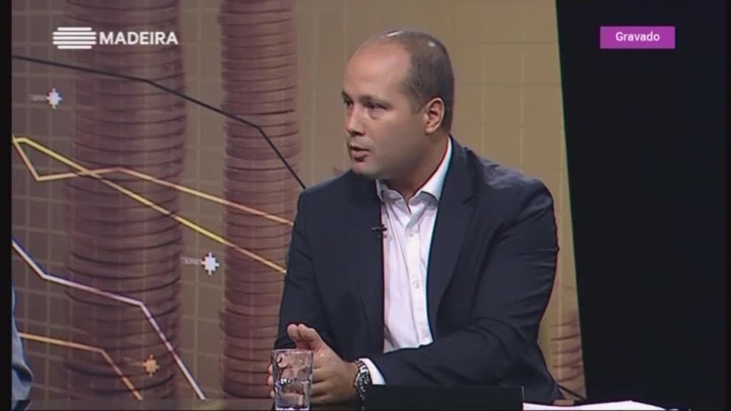 Imagem do Programa / Episiódio - Nem Mais Nem Menos - Os Transportes e a Madeira