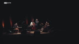 Salvador Sobral ao Vivo no Fórum Cultural do Seixal