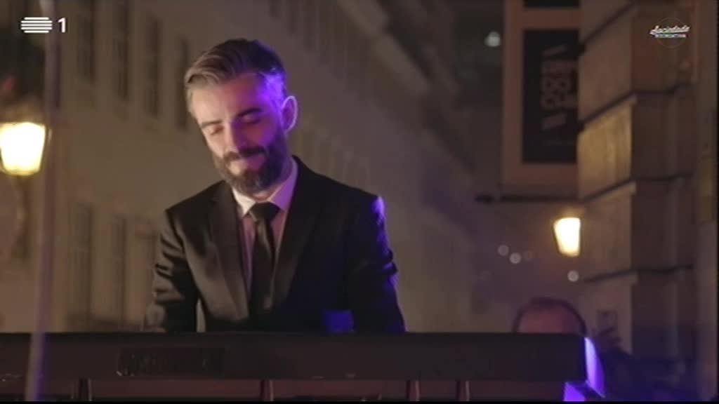 Imagem de Sociedade Recreativa - António Pedro Vasconcelos