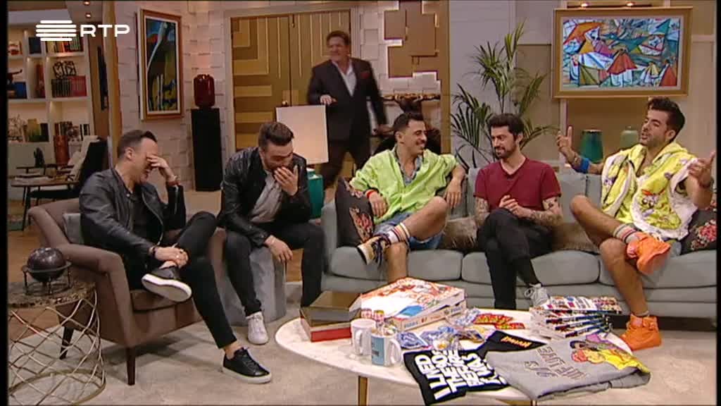 Imagem de Cá Por Casa com Herman José - Anjos, Paulo Silver, André Henriques, Miguel Galão, Miguel Henriques, Hugo Castanheiro