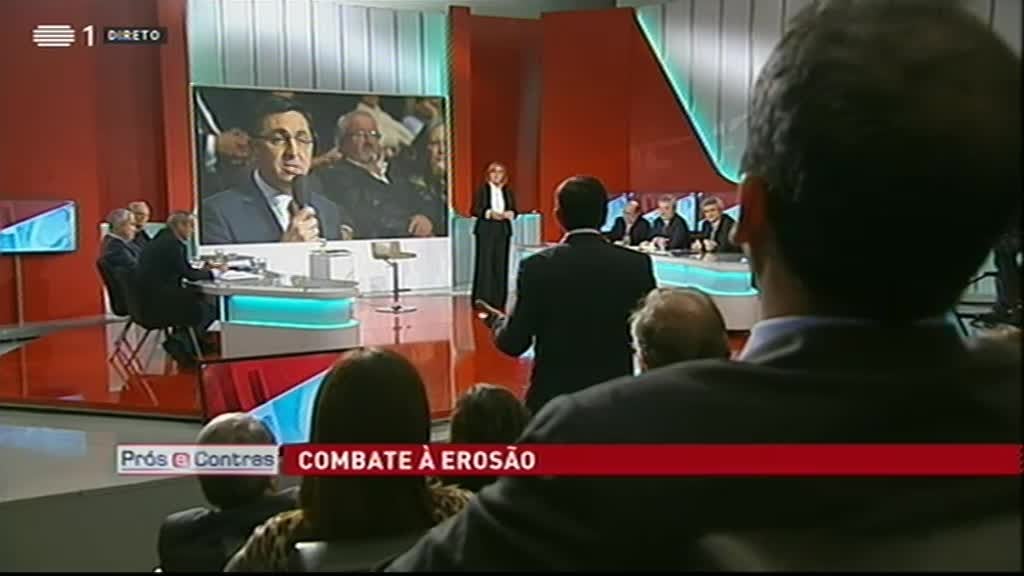 Imagem de Prós e Contras - Erosão à Vista