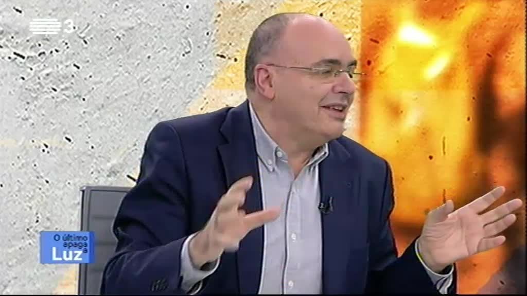 Imagem de O Último Apaga a Luz