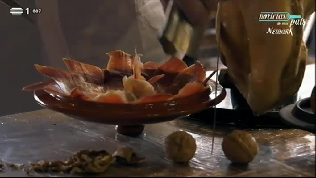 Imagem do Programa / Episiódio - Notícias do Meu País - Newark e Vietnam - Dos Porcos Pretos à Viagem Mais Longa do Mundo