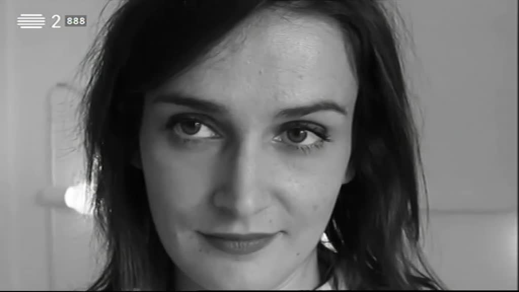 Imagem do Programa / Episiódio - Siga O Coelho Branco - Bumba na Fofinha, Chiara Ferro