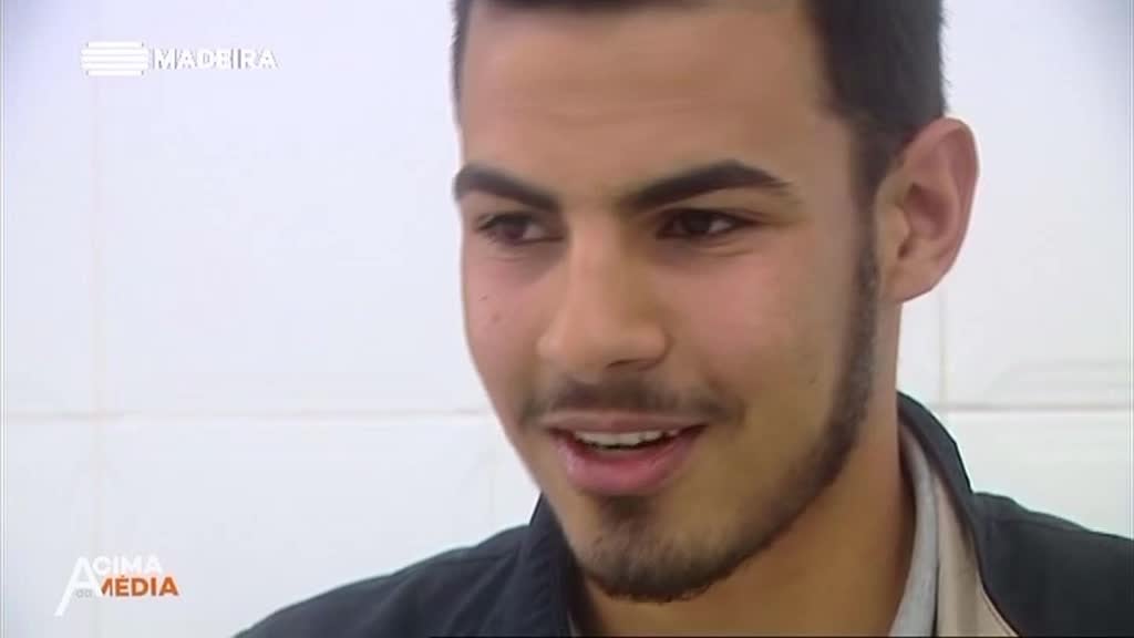 Imagem de Acima da Média