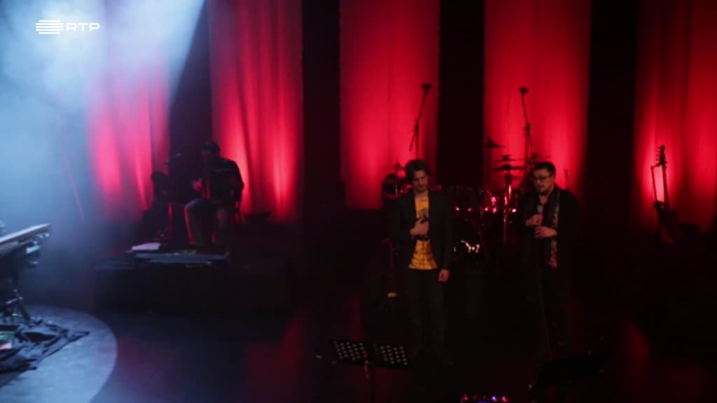 Imagem de Rogério Charraz e os Irrevogáveis ao