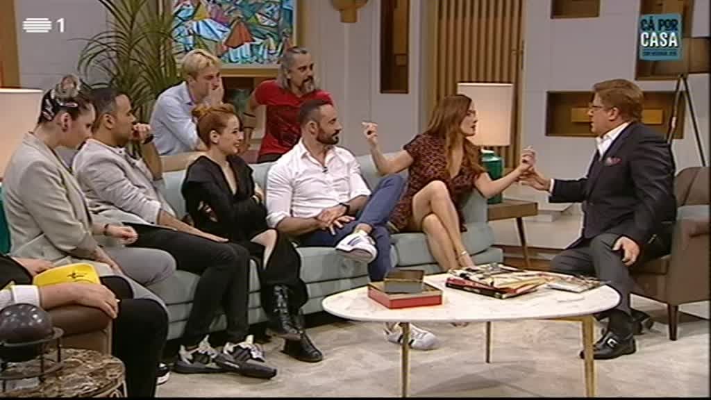 Imagem de Cá Por Casa com Herman José - São José Correia, Rui Neto, Luís Gaspar, Rodrigo Tomás, Marisa Liz, Tiago Pais Dias, Cláudia Pascoal, Augusto Canário