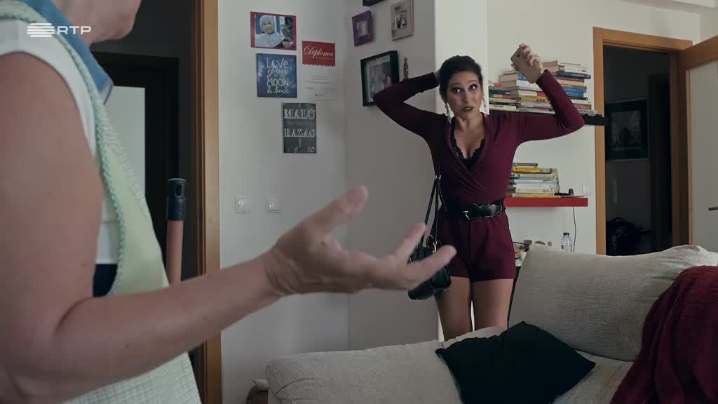 Imagem de On C@ll - Vreau sa sune telefonul!