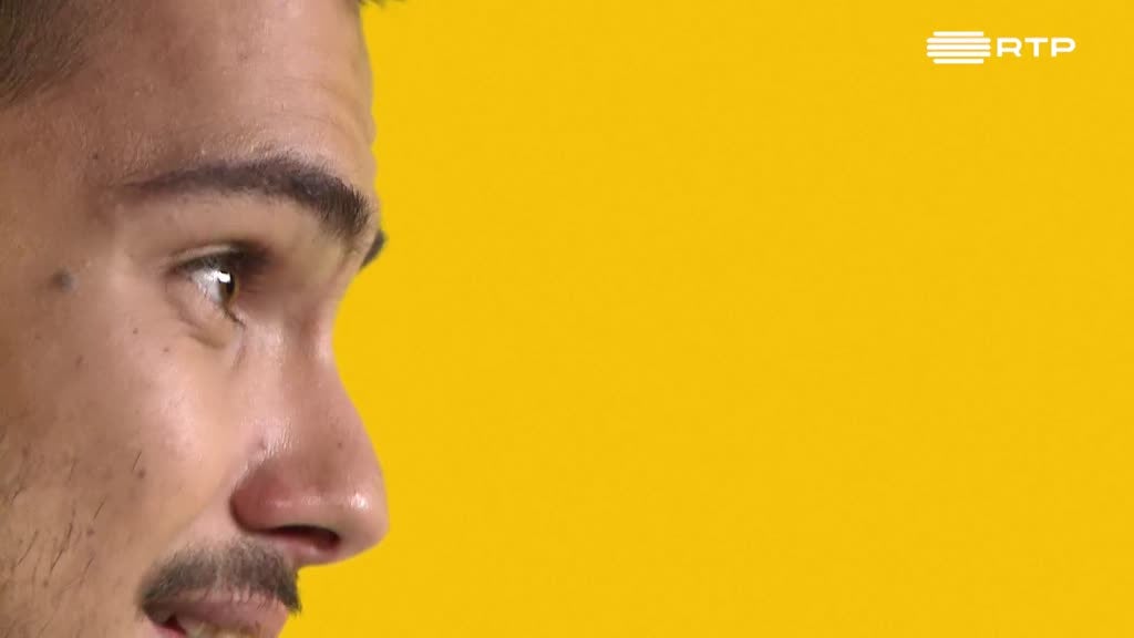 Imagem de #SÓQNÃO - João: Gay e sempre histriónico